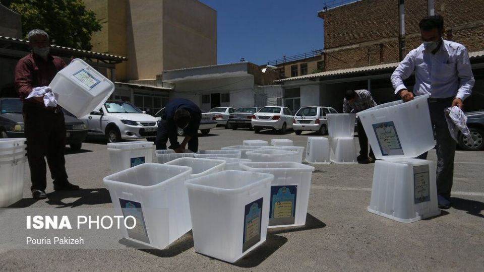 آماده سازی صندوق‌های اخذ رای - همدان
