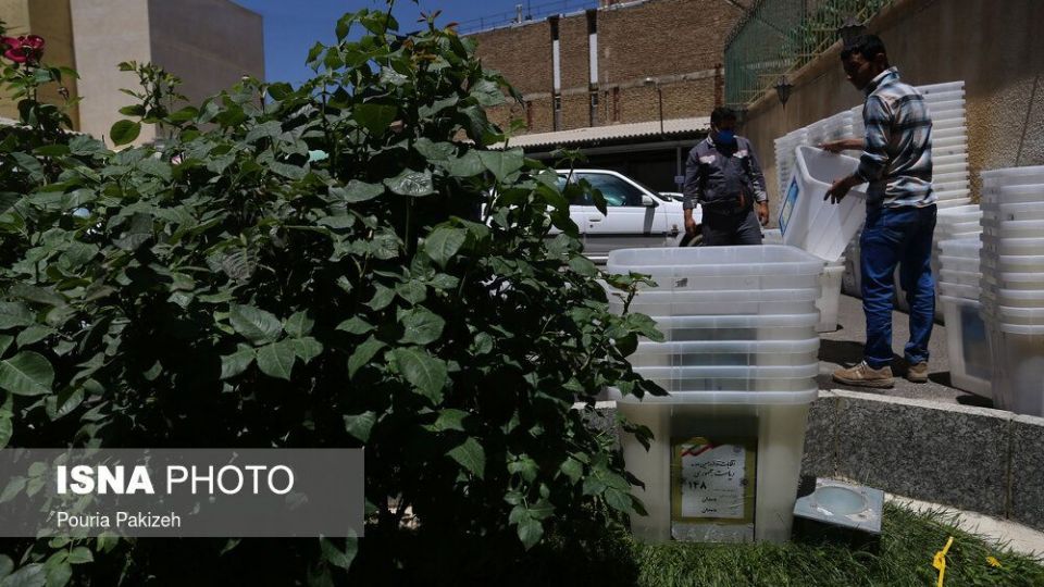 آماده سازی صندوق‌های اخذ رای - همدان