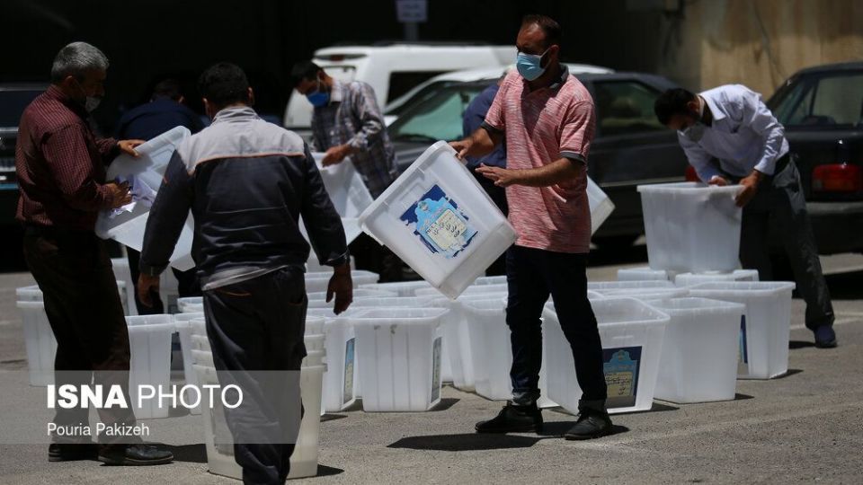 آماده سازی صندوق‌های اخذ رای - همدان