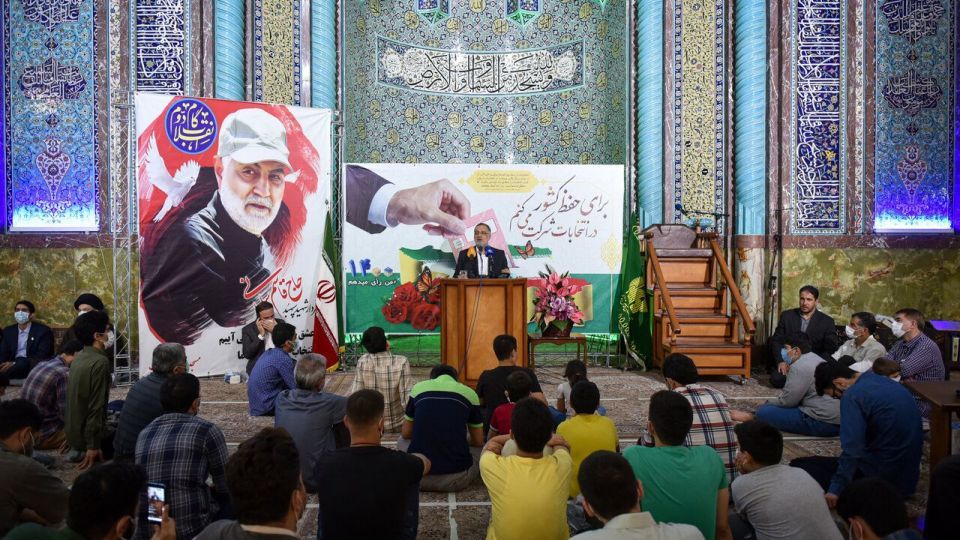 حضور علیرضا زاکانی در مسجد جامع نارمک