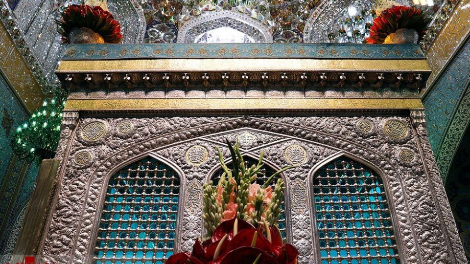 مراسم غبار روبی ضریح مطهر امام رضا (ع)