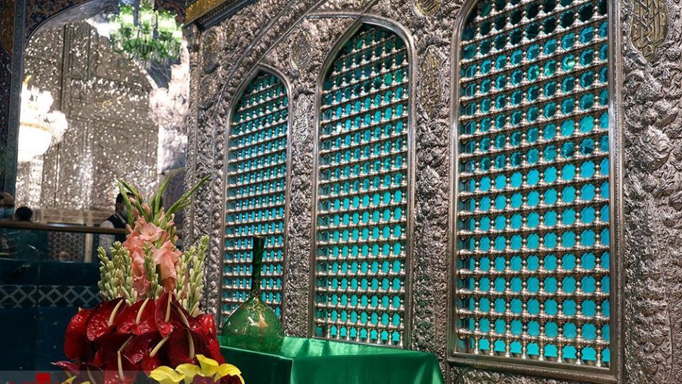 مراسم غبار روبی ضریح مطهر امام رضا (ع)