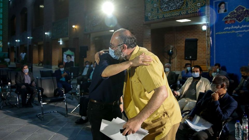  دیدار رئیسی باجمعی از شاعران، نویسندگان و ناشران