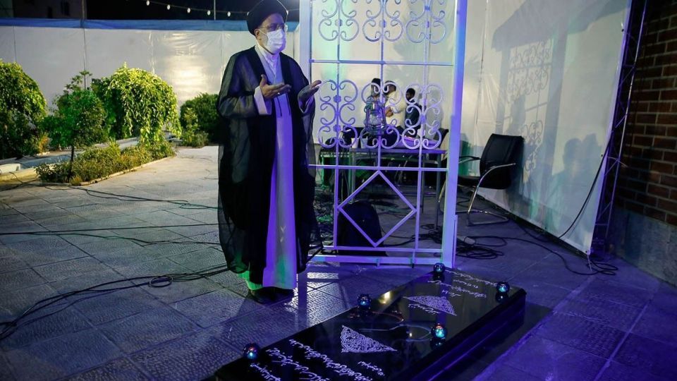  دیدار رئیسی باجمعی از شاعران، نویسندگان و ناشران