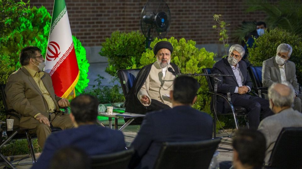 دیدار سید ابراهیم رئیسی با جمعی از اهالی ورزش