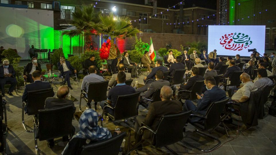 دیدار سید ابراهیم رئیسی با جمعی از اهالی ورزش