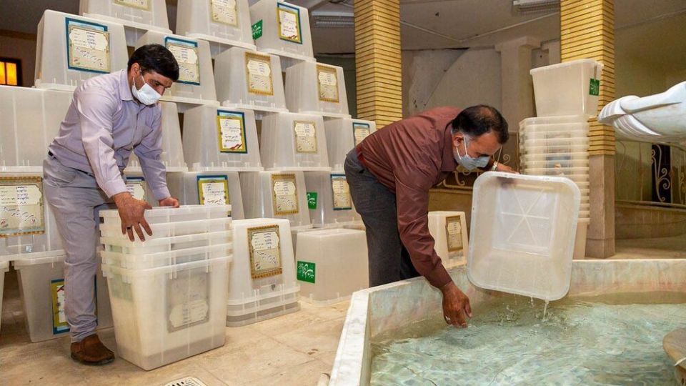  آماده سازی صندوق‌های اخذ رای