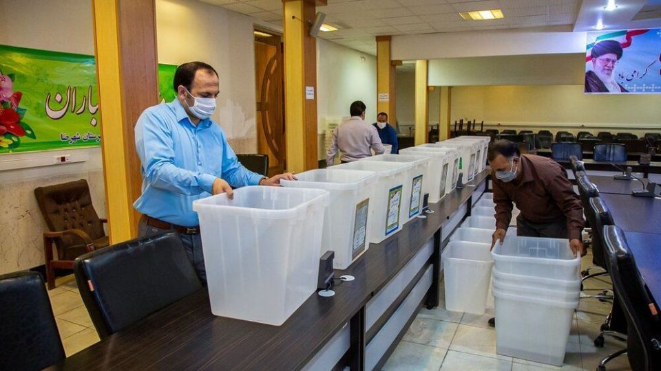  آماده سازی صندوق‌های اخذ رای