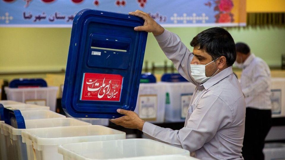  آماده سازی صندوق‌های اخذ رای