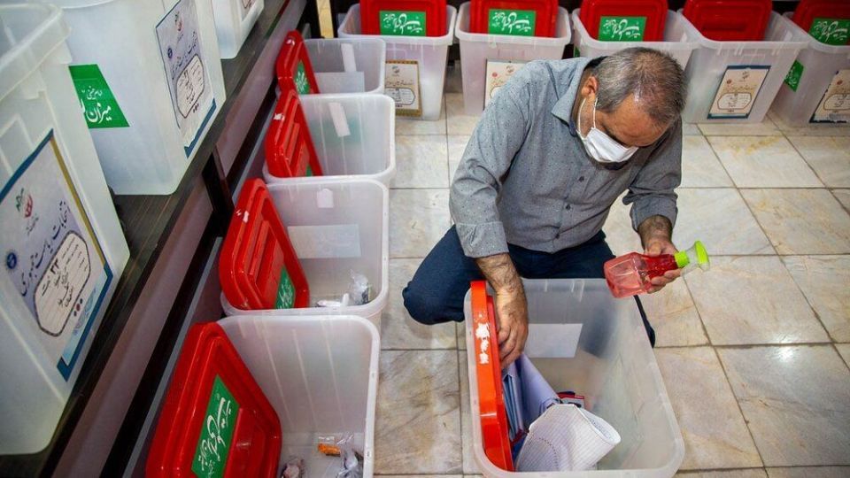  آماده سازی صندوق‌های اخذ رای