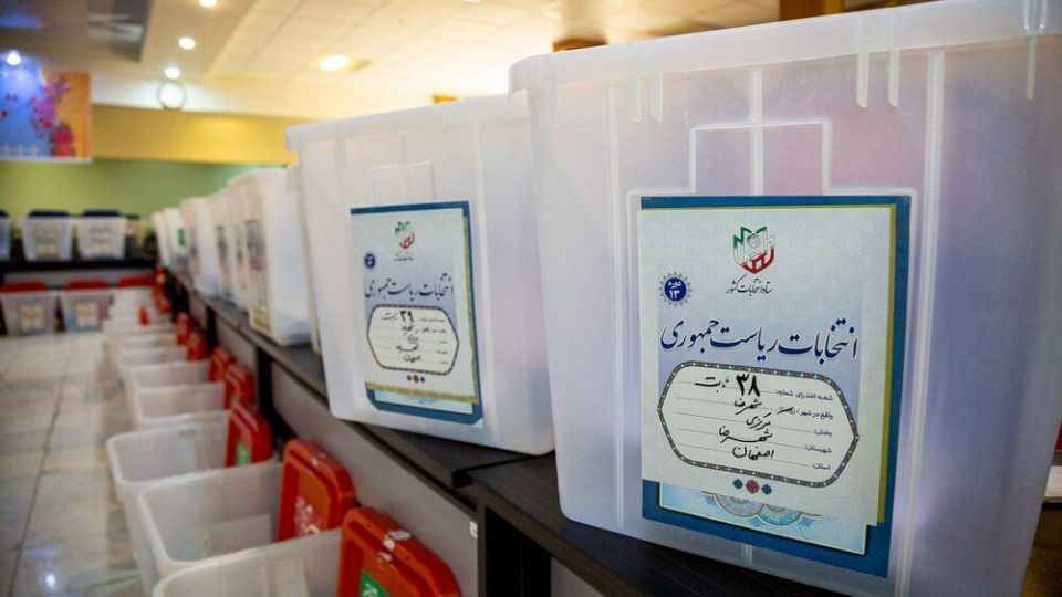  آماده سازی صندوق‌های اخذ رای