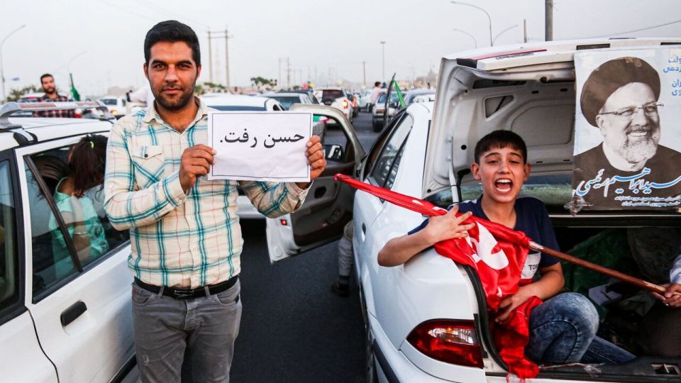 کاروان خودرویی هواداران رئیسی در قم