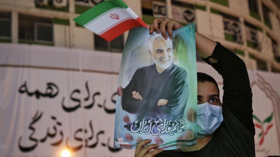 جشن پیروزی هواداران آیت‌الله رئیسی - میدان ولیعصر (عج)