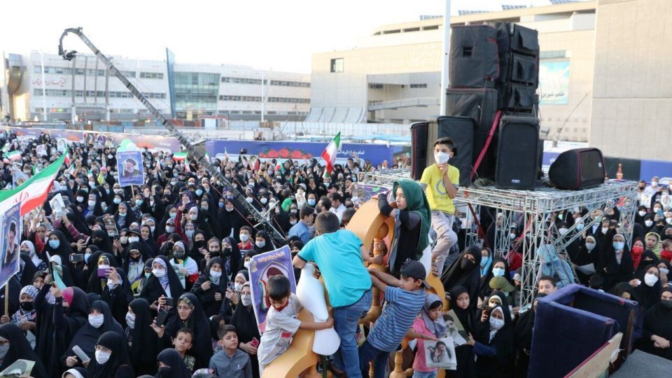 جشن پیروزی حامیان سید ابراهیم رئیسی در مشهد