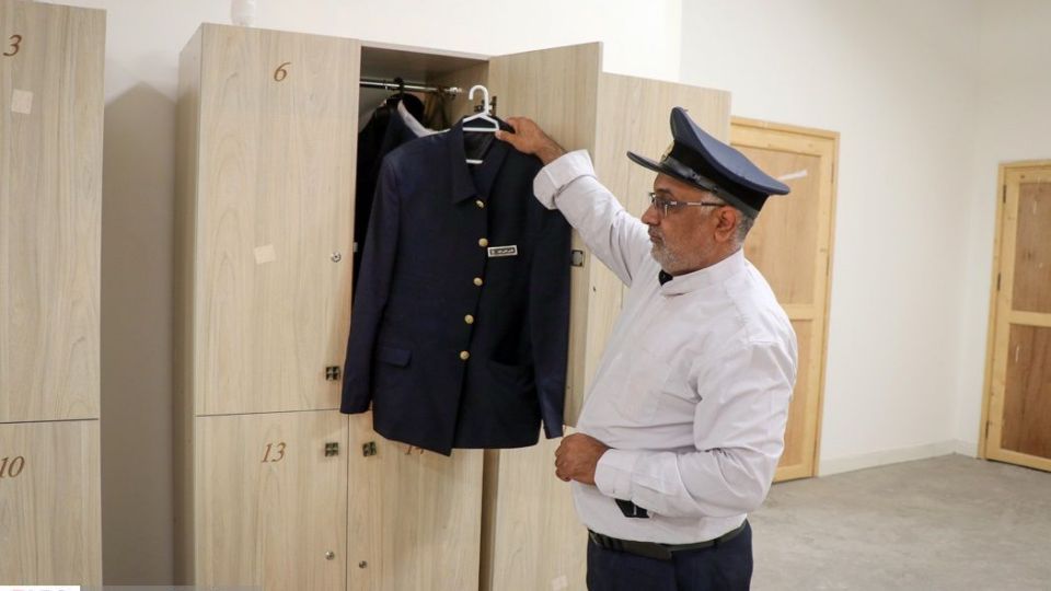 نقاره‌زنی در آستانه میلاد حضرت رضا(ع)