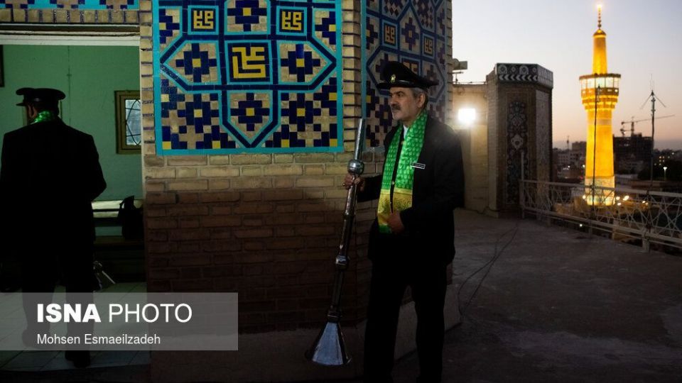 نقاره‌زنی حرم مطهر رضوی در آستانه میلاد باسعادت امام رضا(ع)