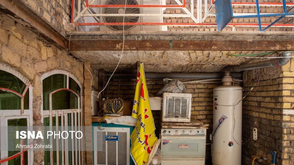 کشف و جمع آوری دستگاه استخراج رمزارز در منازل مسکونی - قم