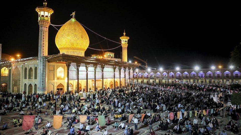 جشن ولادت حضرت امام رضا - حرم مطهر حضرت شاهچراغ (ع)