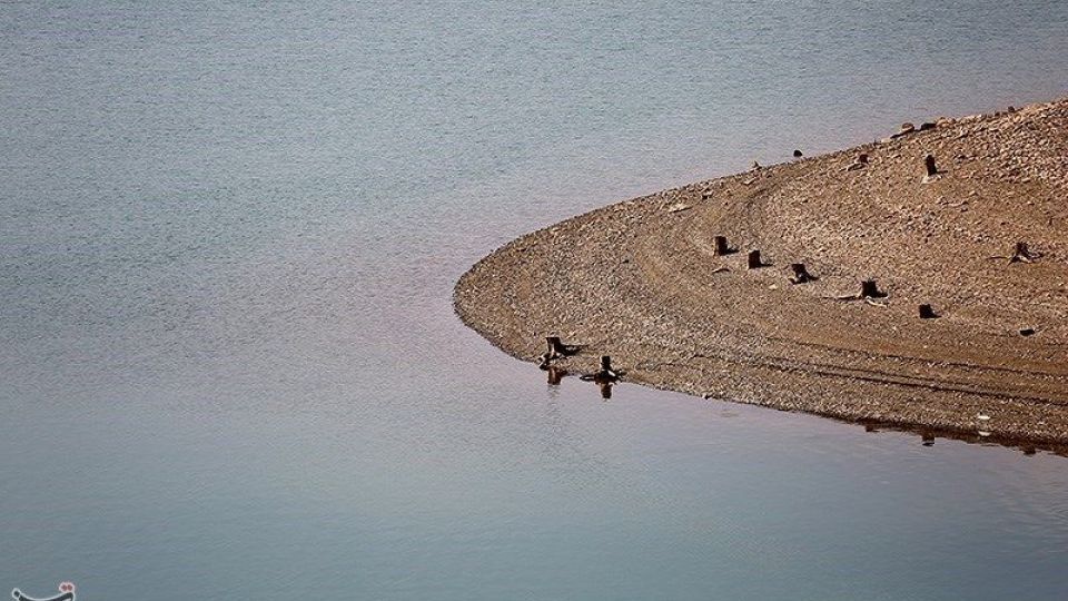کاهش شدید آب سد اکباتان همدان