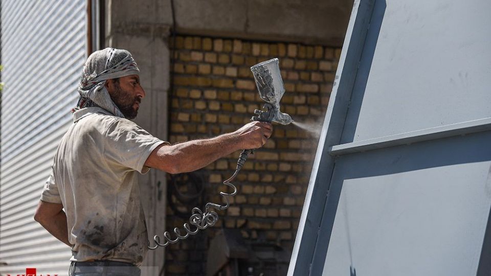 احیای واحد‌های تولیدی تعطیل و نیمه تعطیل با مساعدت دستگاه قضایی