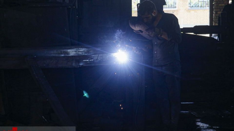 احیای واحد‌های تولیدی تعطیل و نیمه تعطیل با مساعدت دستگاه قضایی