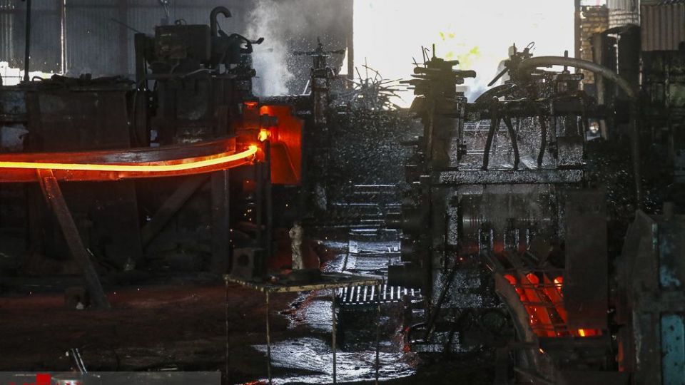 احیای واحد‌های تولیدی تعطیل و نیمه تعطیل با مساعدت دستگاه قضایی