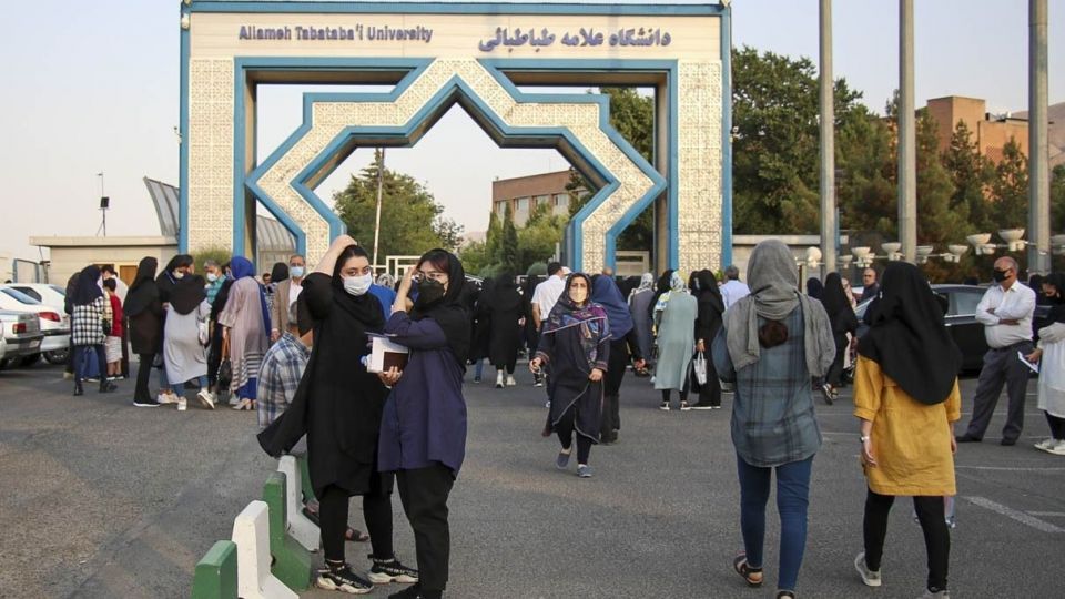 آزمون سراسری ۱۴۰۰ - گروه آزمایشی هنر