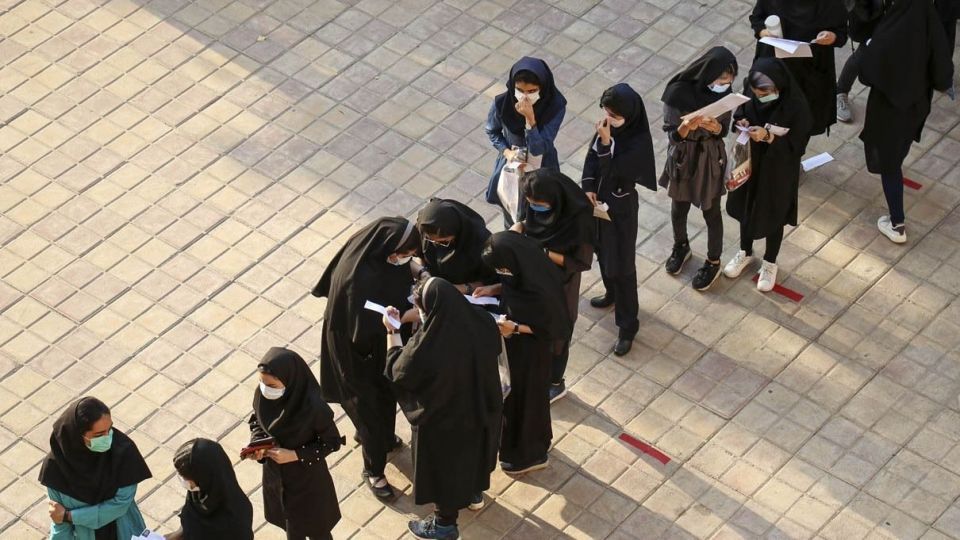 آزمون سراسری ۱۴۰۰ - گروه آزمایشی هنر