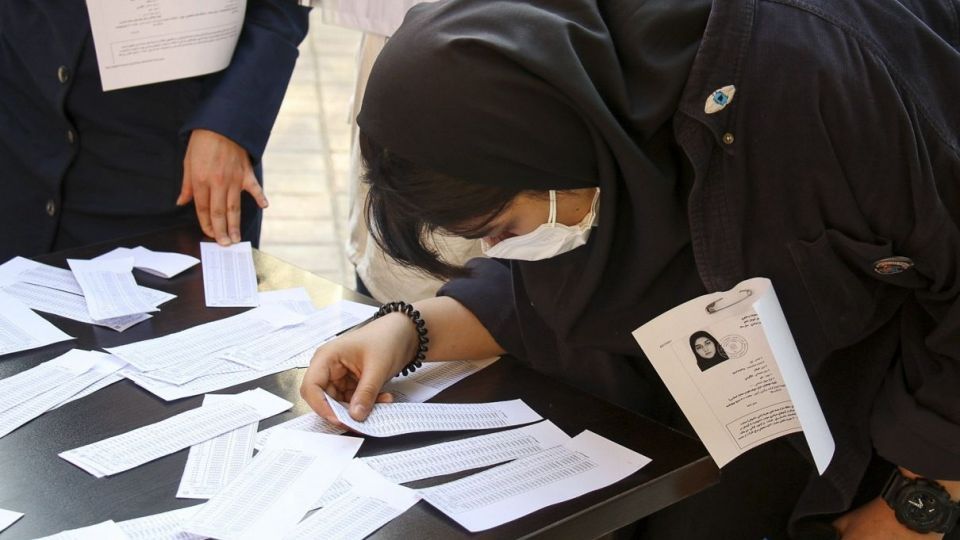 آزمون سراسری ۱۴۰۰ - گروه آزمایشی هنر