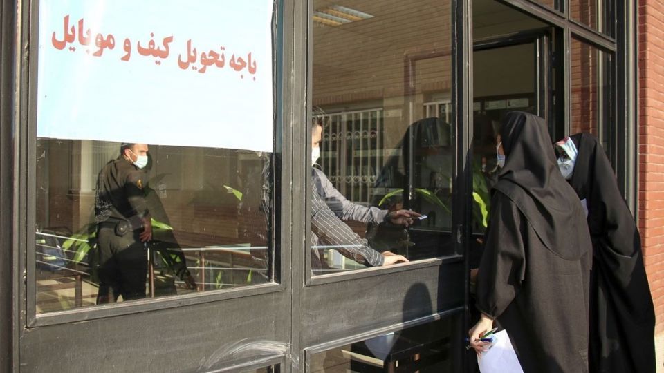 آزمون سراسری ۱۴۰۰ - گروه آزمایشی هنر