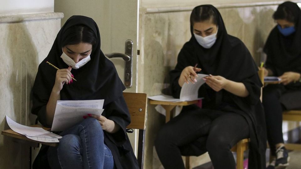 آزمون سراسری ۱۴۰۰ - گروه آزمایشی هنر