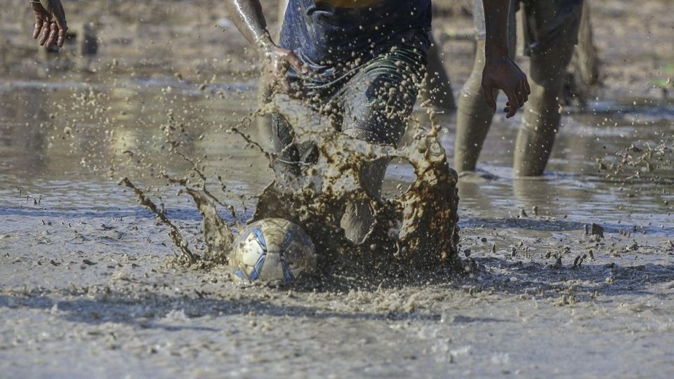 فوتشال رودبال استهبان