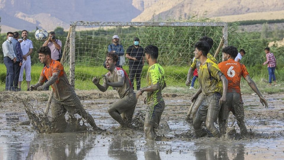 فوتشال رودبال استهبان