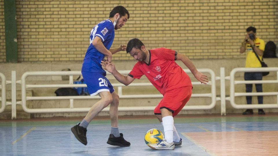 فوتبال معلولین