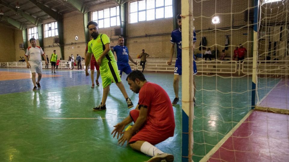فوتبال معلولین