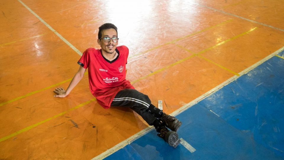 فوتبال معلولین