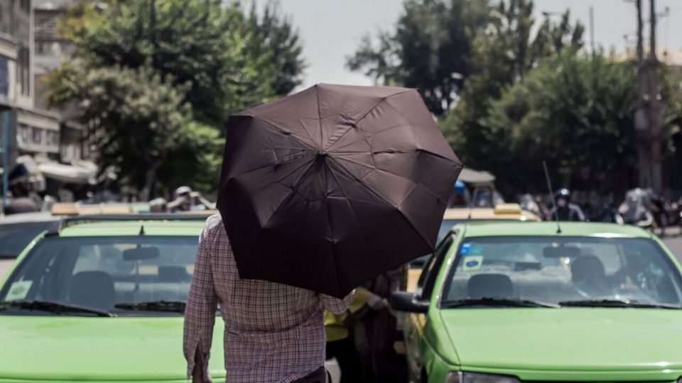 زیر تیغ گرمای تابستان