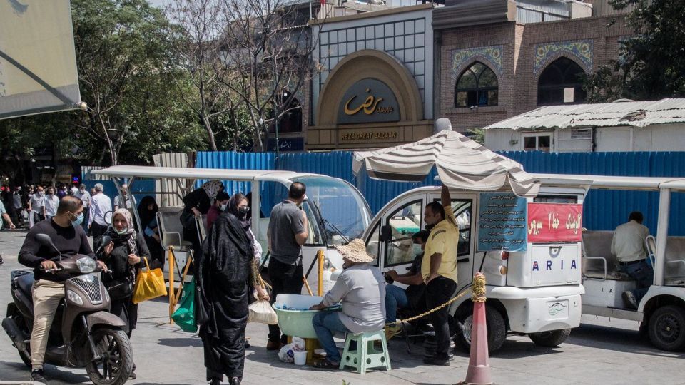 زیر تیغ گرمای تابستان