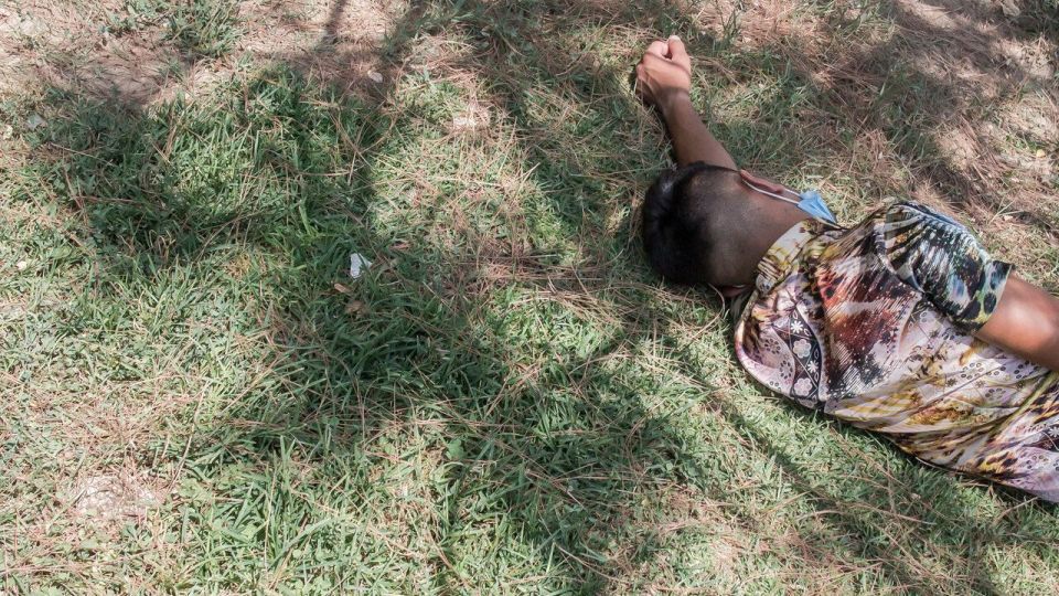 زیر تیغ گرمای تابستان