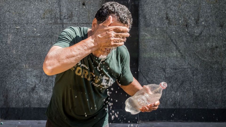 زیر تیغ گرمای تابستان