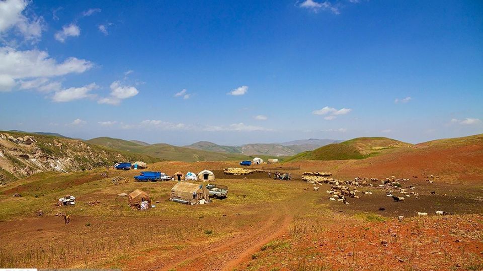 زندگی عشایر در ییلاق