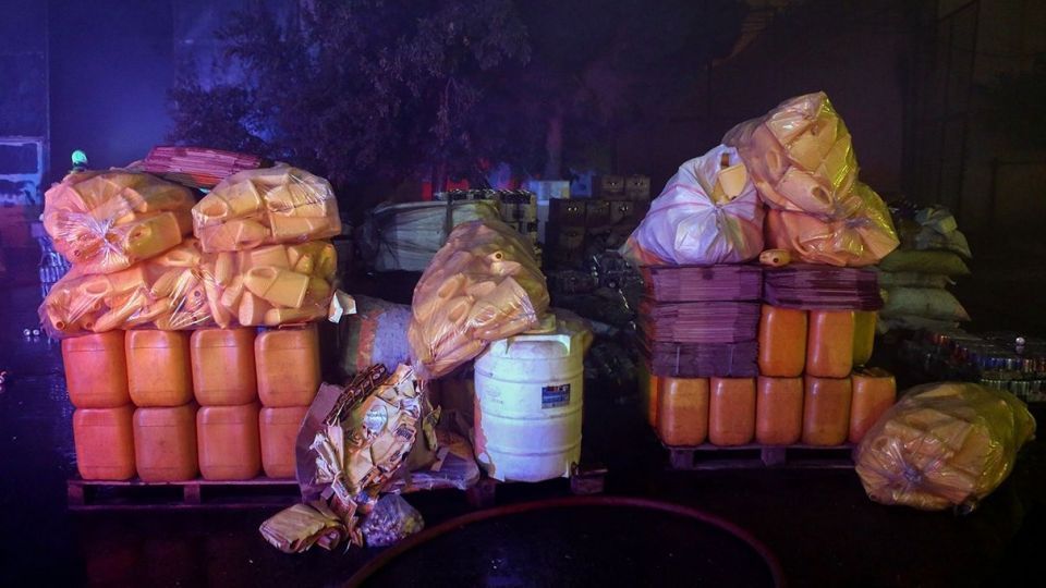 آتش سوزی در انبار سازمان اموال تملیکی