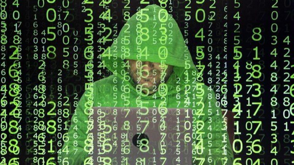 هشدار وزیر ارتباطات نسبت به فعالیت مهاجمان سایبری 