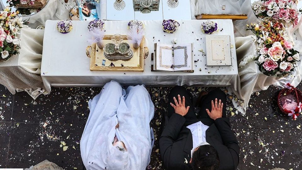 جشن عروسی دختران انقلاب