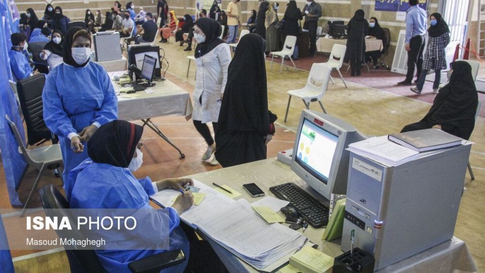 آغاز واکسیناسیون عمومی کوو برکت - اراک و سمنان