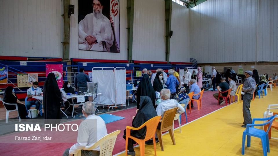 آغاز واکسیناسیون عمومی کوو برکت - اراک و سمنان