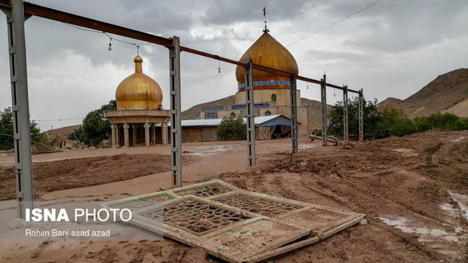 خسارات سیل در روستای داهوییه زرند کرمان