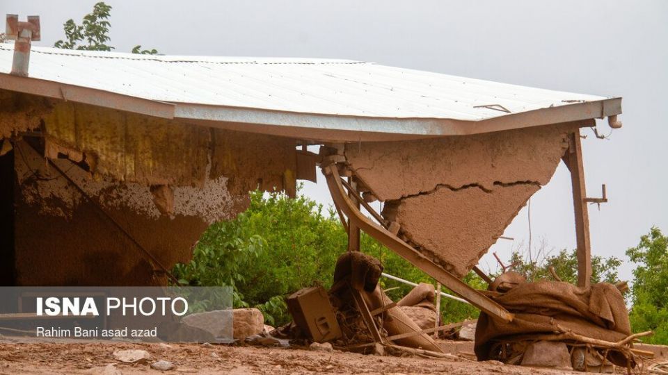 خسارات سیل در روستای داهوییه زرند کرمان