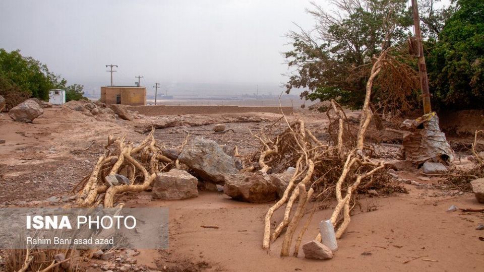 خسارات سیل در روستای داهوییه زرند کرمان