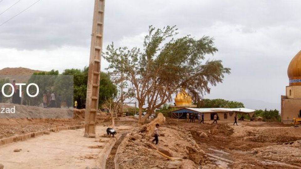 خسارات سیل در روستای داهوییه زرند کرمان